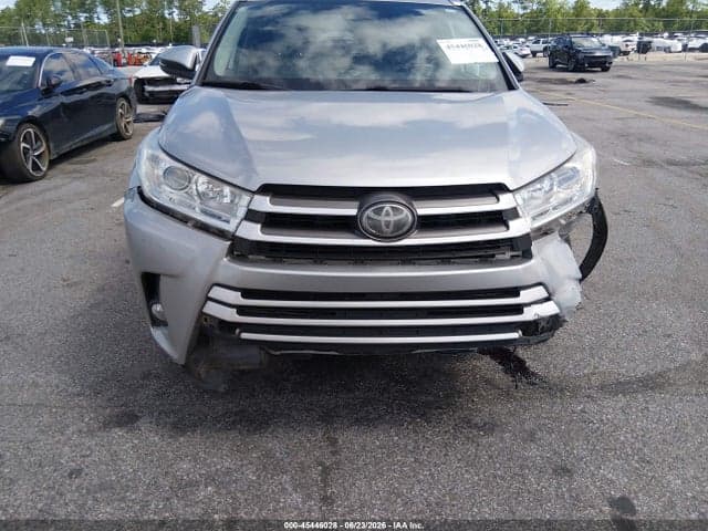 2019 TOYOTA HIGHLANDER XLE 6