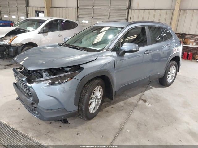 2024 TOYOTA COROLLA CROSS LE 2