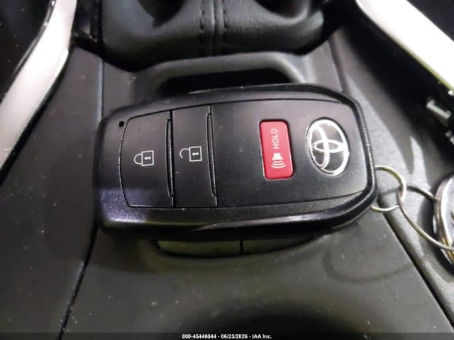 2024 TOYOTA COROLLA CROSS LE 11