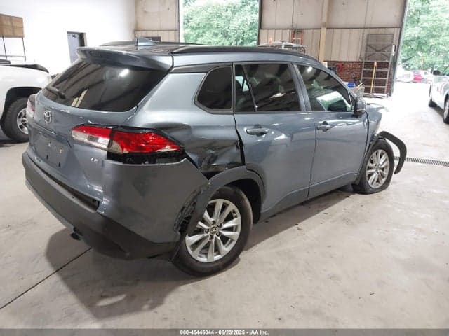 2024 TOYOTA COROLLA CROSS LE 4