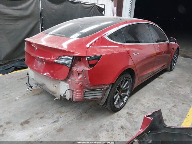 2018 TESLA MODEL 3 5