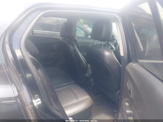 2017 CHEVROLET TRAX LT 8