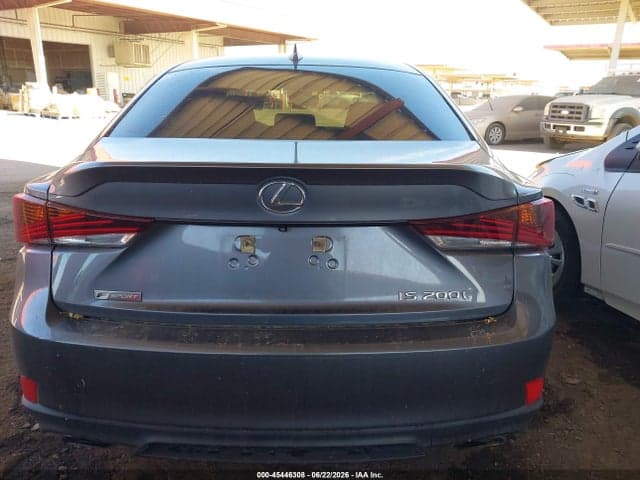 2017 LEXUS IS 200T 16
