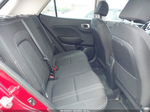 2021 HYUNDAI VENUE SEL 8