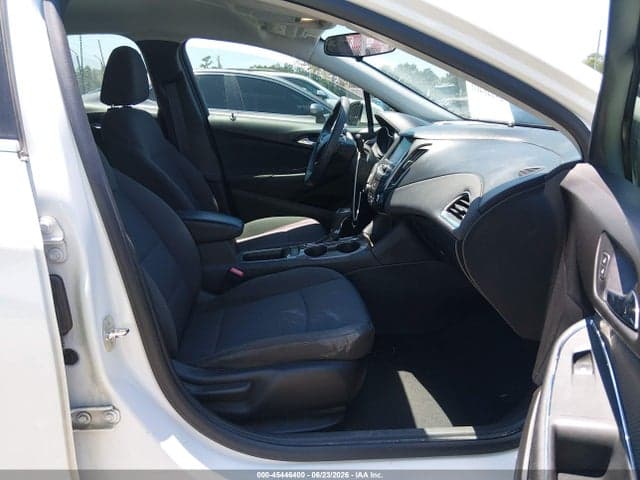 2019 CHEVROLET CRUZE LT 5
