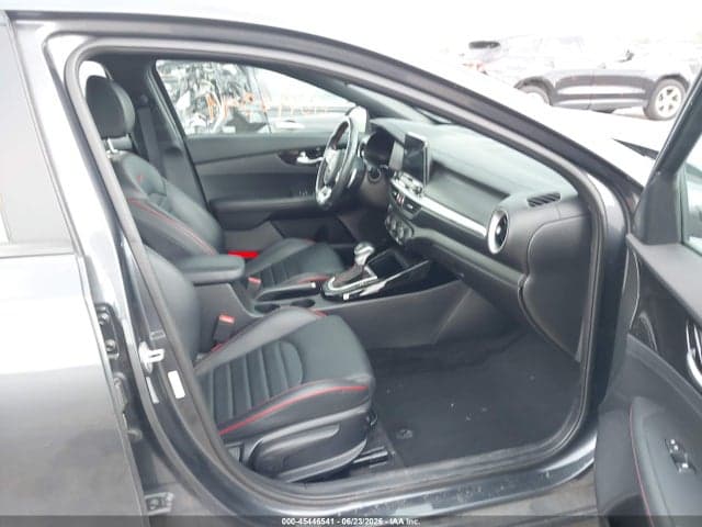 2021 KIA FORTE GT 5