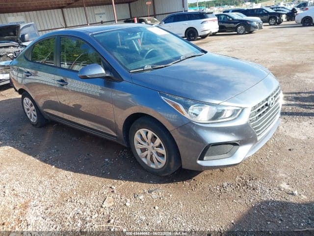 2020 HYUNDAI ACCENT SE 1