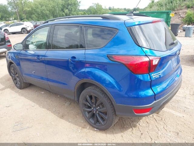 2019 FORD ESCAPE SE 3
