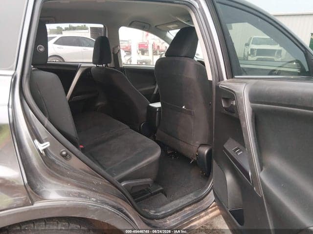 2018 TOYOTA RAV4 LE 8