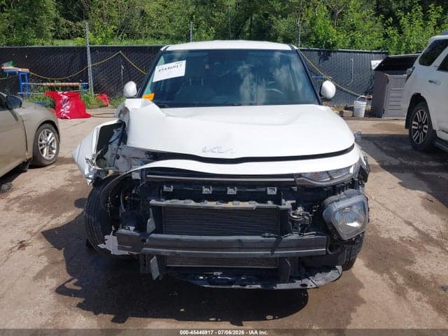 2022 KIA SOUL LX 13