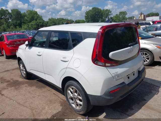 2022 KIA SOUL LX 3