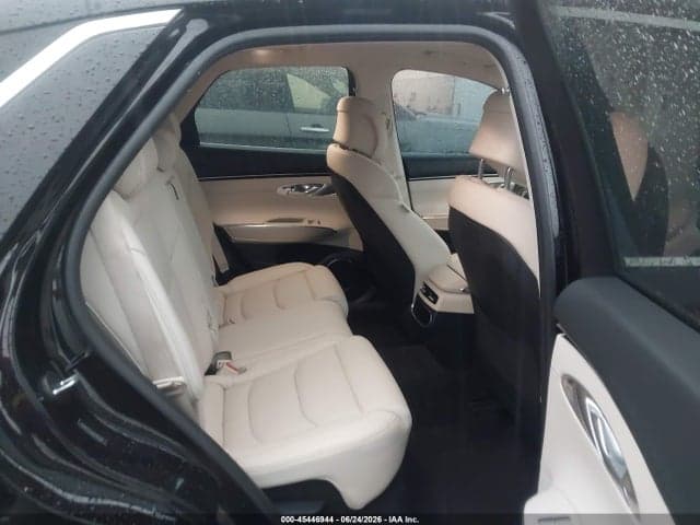 2024 GENESIS GV70 2.5T 8