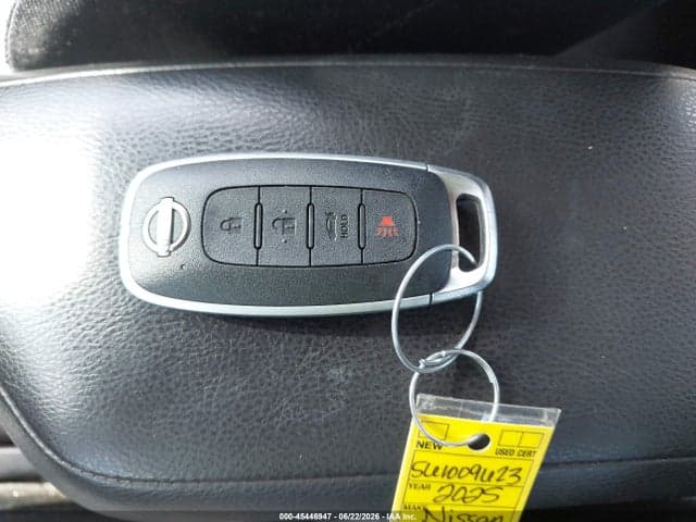 2025 NISSAN VERSA 1.6 SV 11