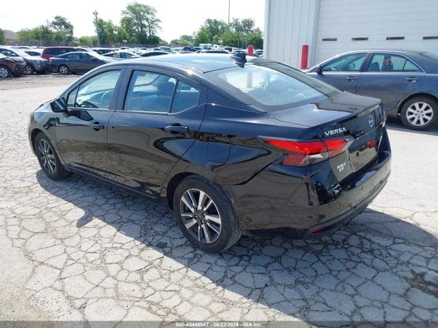 2025 NISSAN VERSA 1.6 SV 3