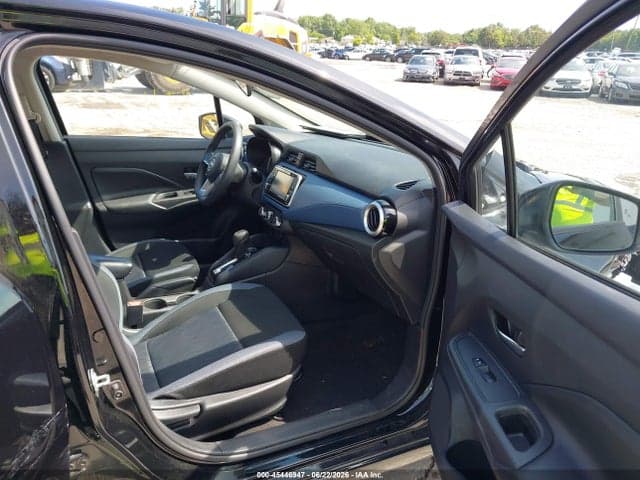 2025 NISSAN VERSA 1.6 SV 5