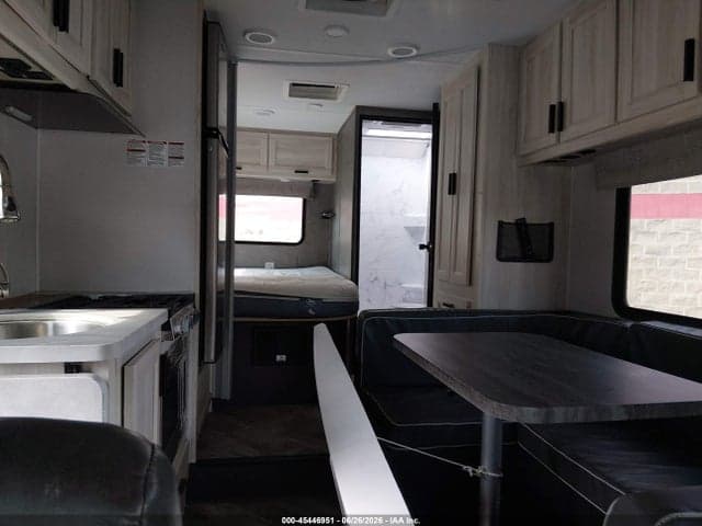 2021 FORD E-350 CUTAWAY 7