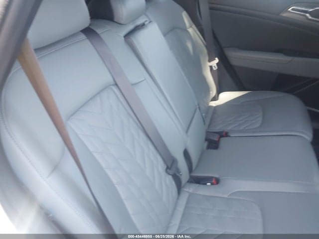 2023 KIA SPORTAGE X-LINE 8