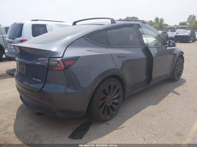 2023 TESLA MODEL Y 4