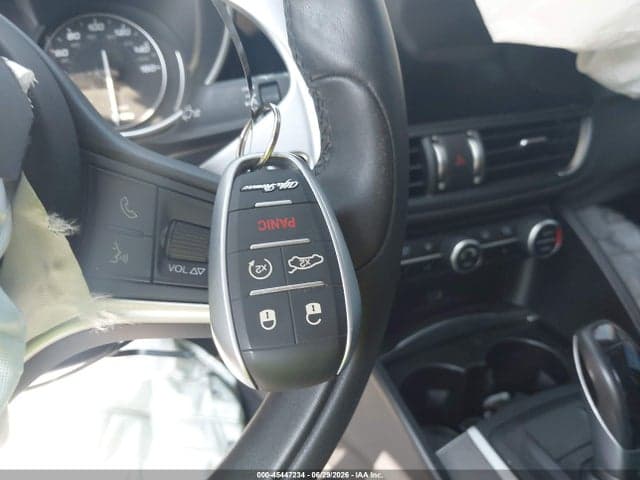 2019 ALFA ROMEO GIULIA TI SPORT AWD 11