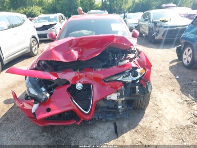 2019 ALFA ROMEO GIULIA TI SPORT AWD 13