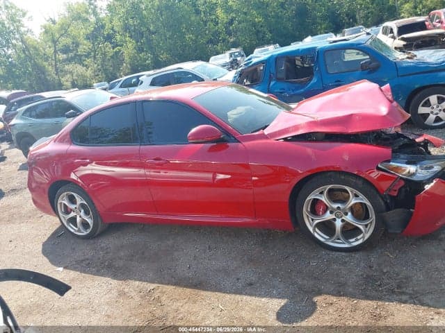 2019 ALFA ROMEO GIULIA TI SPORT AWD 14