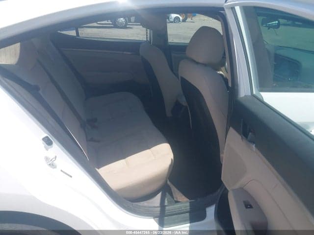 2018 HYUNDAI ELANTRA SEL 8