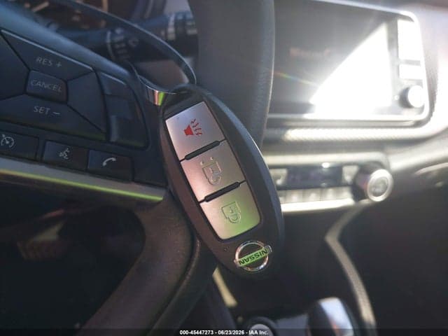 2018 NISSAN KICKS S/SR/SV 11