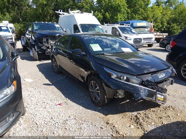 2024 KIA FORTE LXS 1
