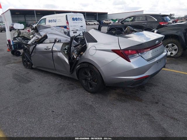 2023 HYUNDAI ELANTRA SEL 3