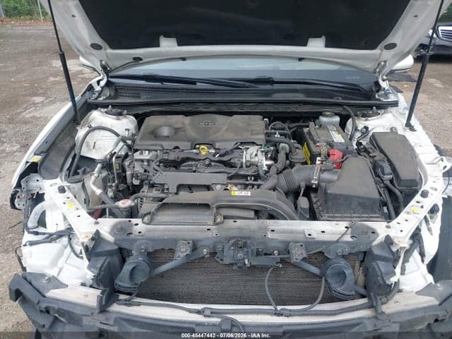 2018 TOYOTA CAMRY SE 10