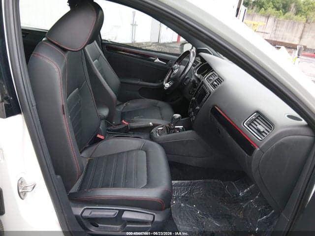 2017 VOLKSWAGEN JETTA GLI 5