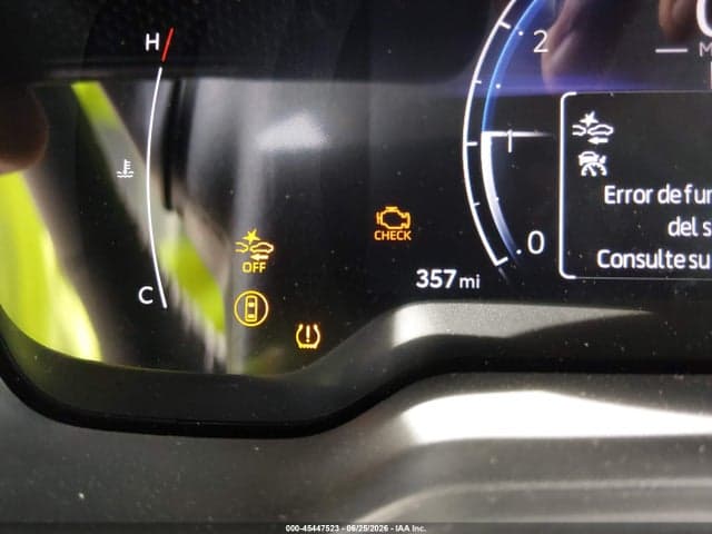 2026 TOYOTA COROLLA CROSS LE 15