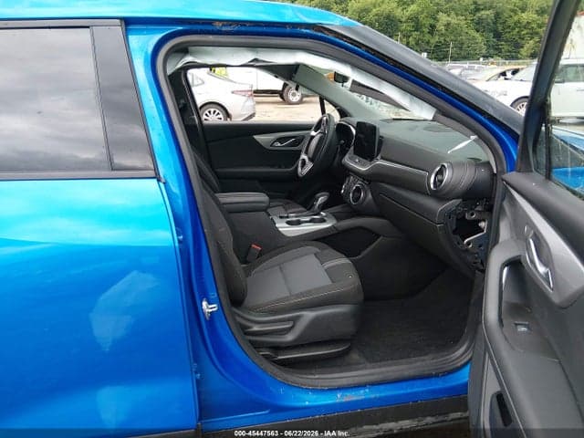 2025 CHEVROLET BLAZER AWD 2LT 5