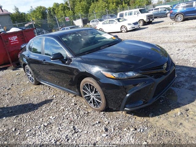 2024 TOYOTA CAMRY SE 1