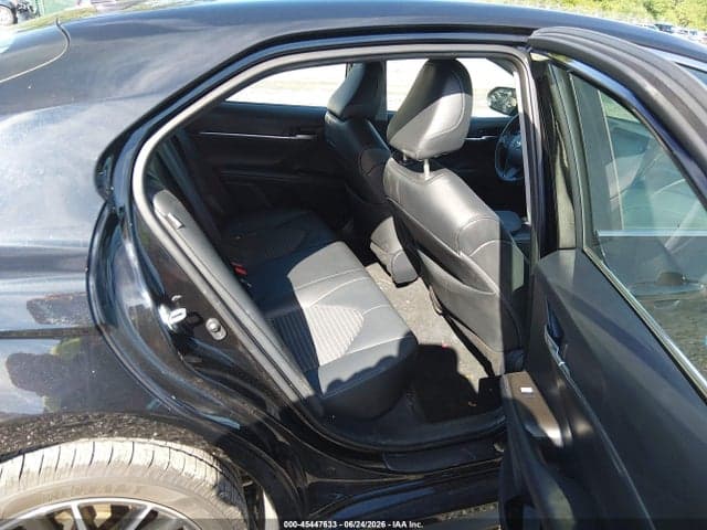 2024 TOYOTA CAMRY SE 8