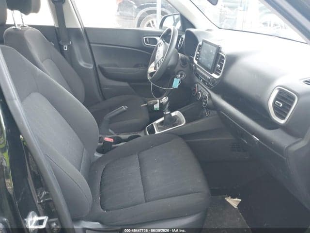 2020 HYUNDAI VENUE SE 5