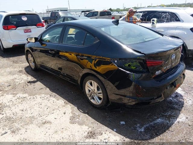 2019 HYUNDAI ELANTRA SEL 3