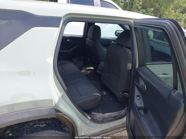 2025 CHEVROLET EQUINOX FWD LT 8