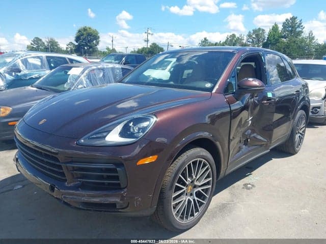 2023 PORSCHE CAYENNE PLATINUM 2