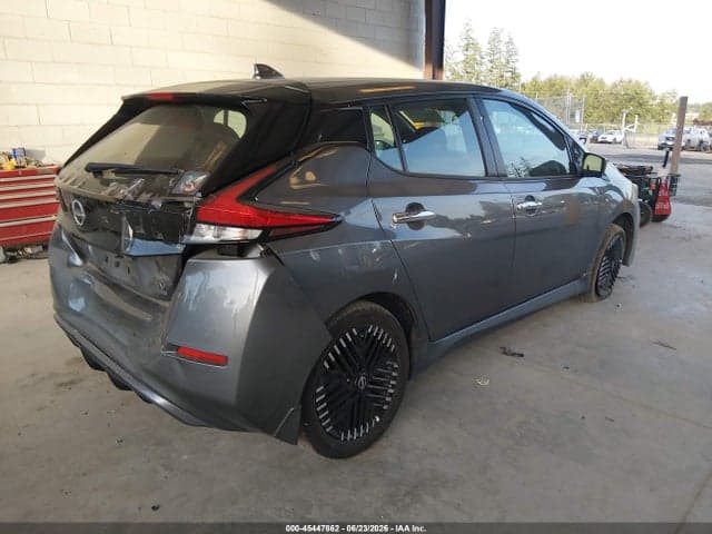 2025 NISSAN LEAF SV PLUS 4