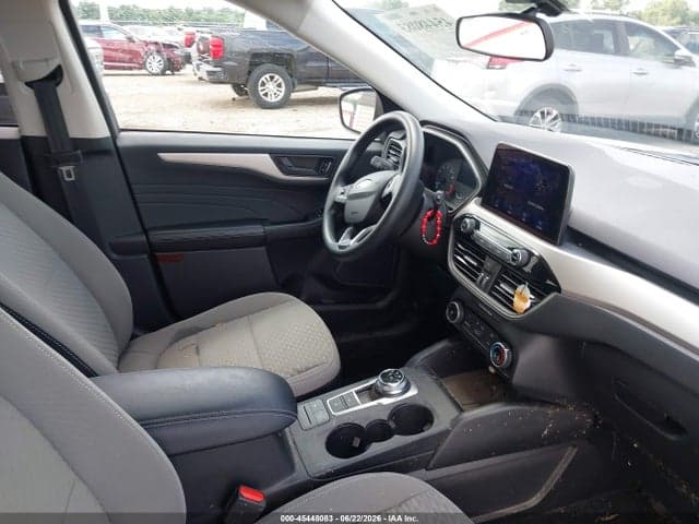 2022 FORD ESCAPE SE 5