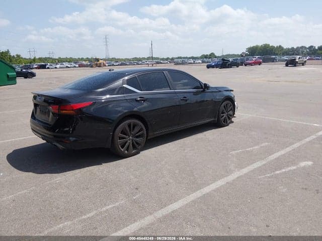2022 NISSAN ALTIMA SR FWD 4