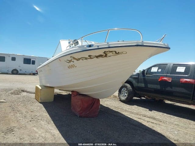 1972 IMP 23 FOOT CABIN CRUISER - 1