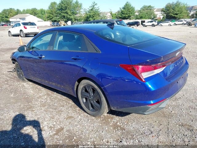 2021 HYUNDAI ELANTRA SEL 3