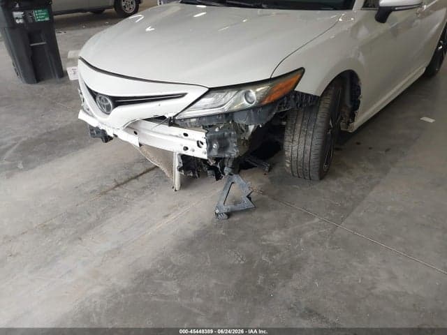 2019 TOYOTA CAMRY XSE 6