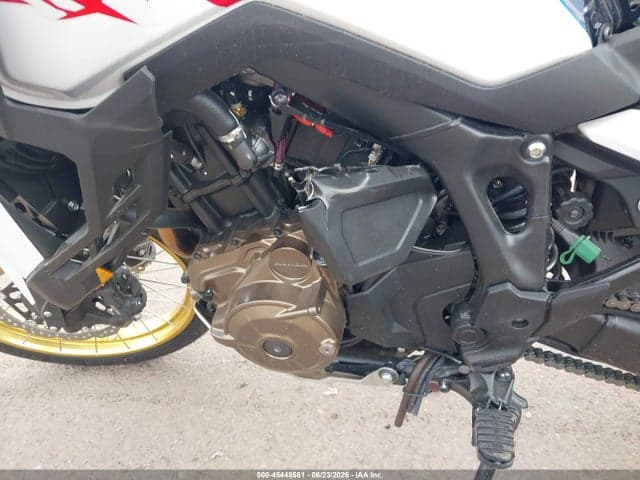 2026 HONDA CRF1000 D 9