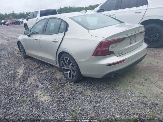 2019 VOLVO S60 T6 3