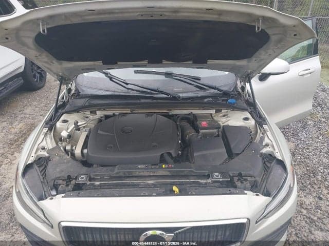 2019 VOLVO S60 T6 10