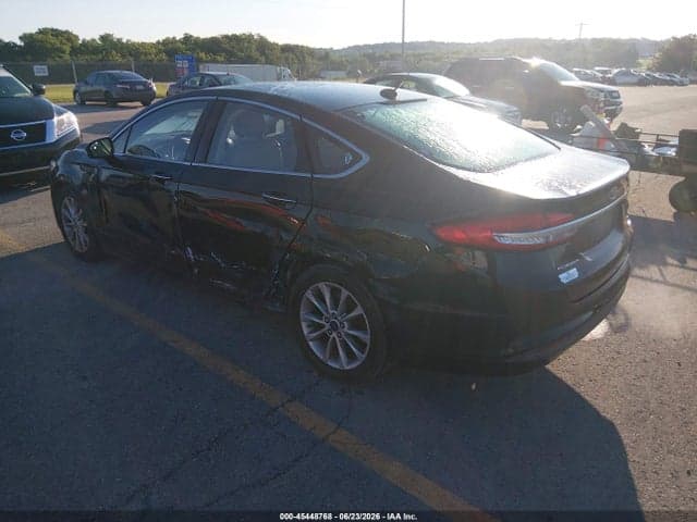 2017 FORD FUSION SE 3