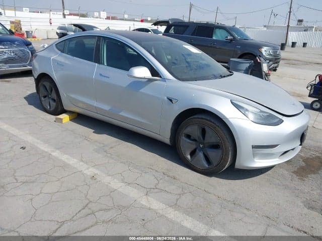 2018 TESLA MODEL 3 1